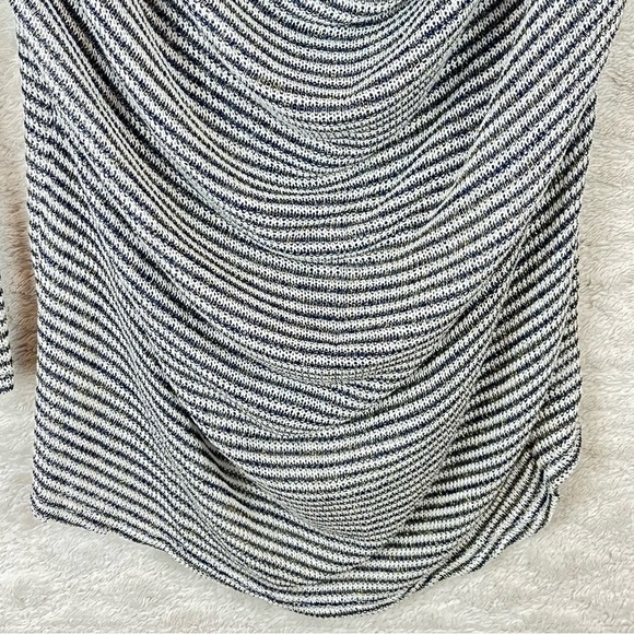 CELESTE Stretchy Cover-Up Black White Stripes Size Large - Picture 9 of 15